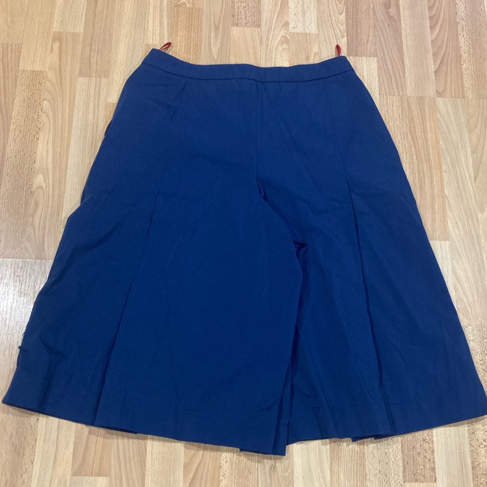 Women shorts looks like skirt